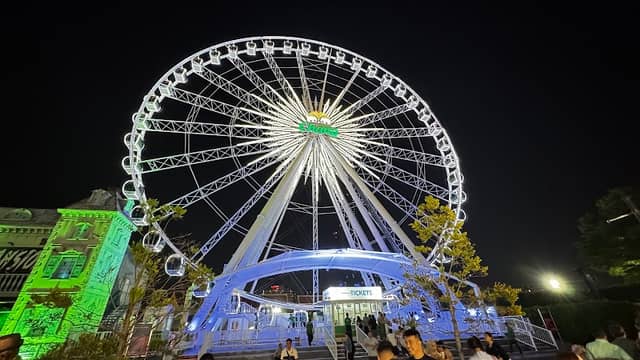 Asiatique Waterfront Area - Image 1