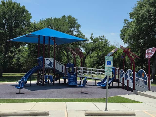 Haltom Road Park - Image 1