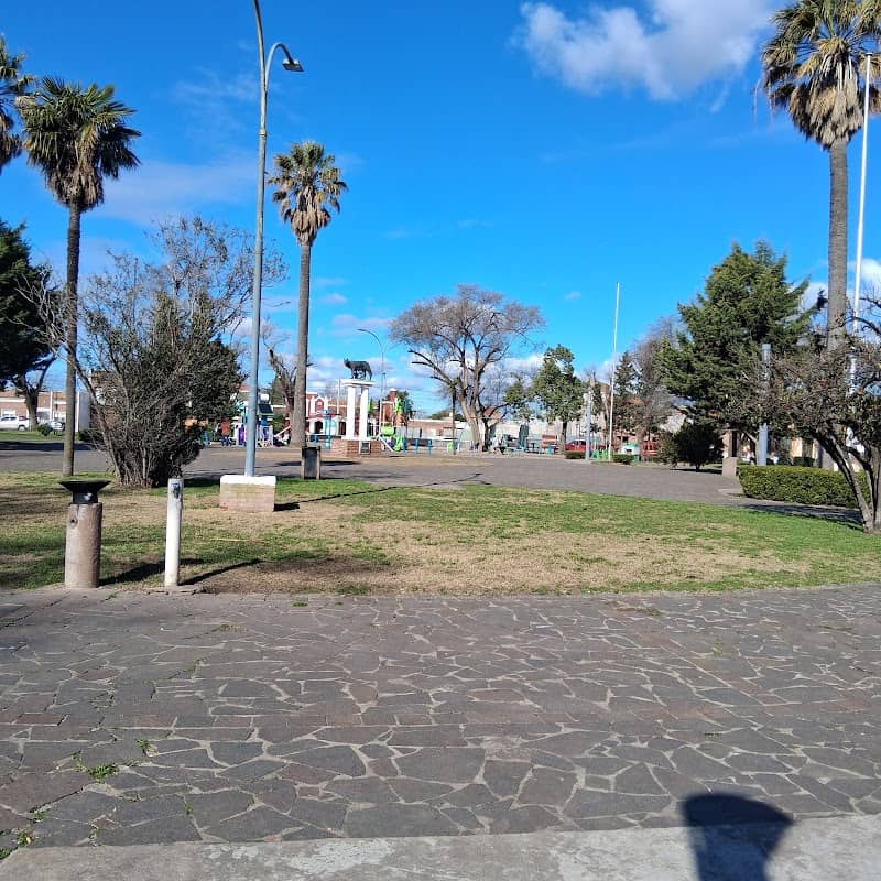 Plaza Italia - Image 1