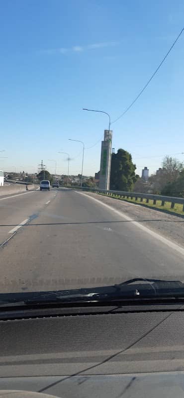 Tótem de Bienvenida "Ciudad de Avellaneda" - Image 2