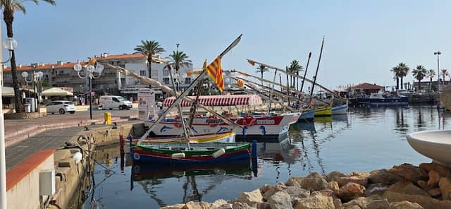 Les barques Catalanes - Image 1