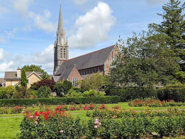Rose Garden (Rose of Tralee) - Image 1