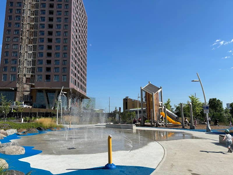 Cortellucci Square - Image 2