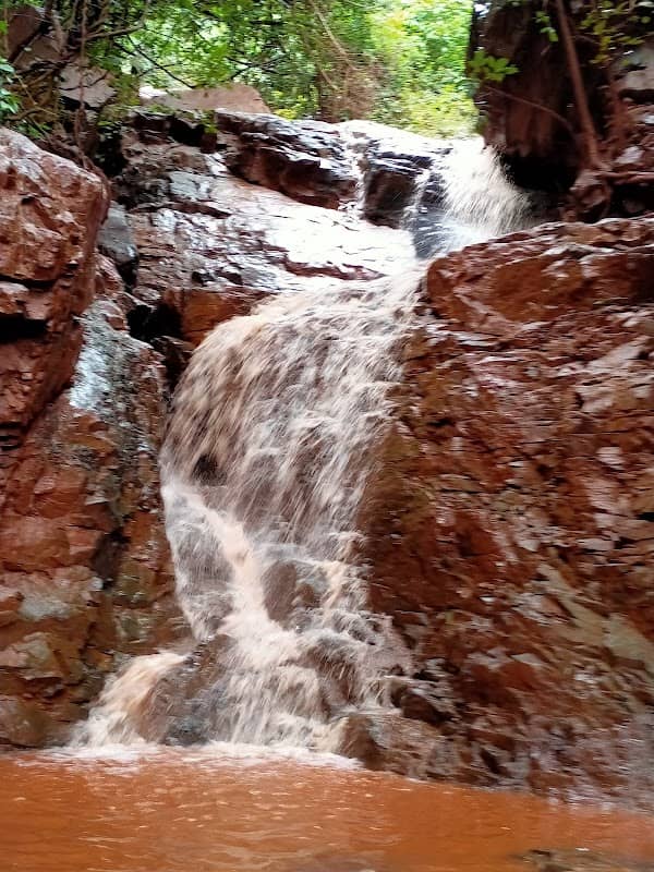 Ubblagandi Waterfalls - Image 1