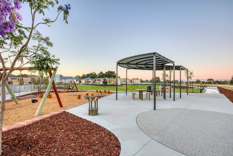 Clydesdale Garden - Image 1