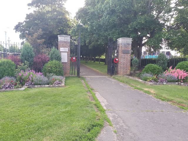 The Hungerford Garden - Image 2