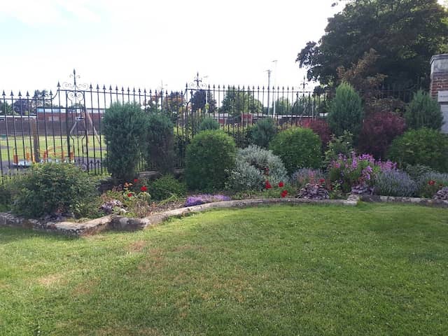 The Hungerford Garden - Image 1
