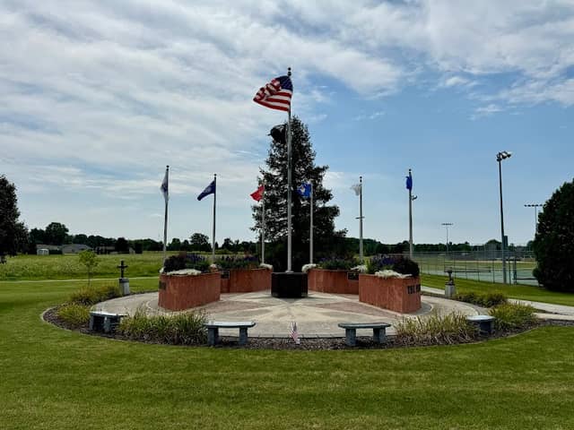 Veterans Memorial at the Kiwanis Park - Image 1