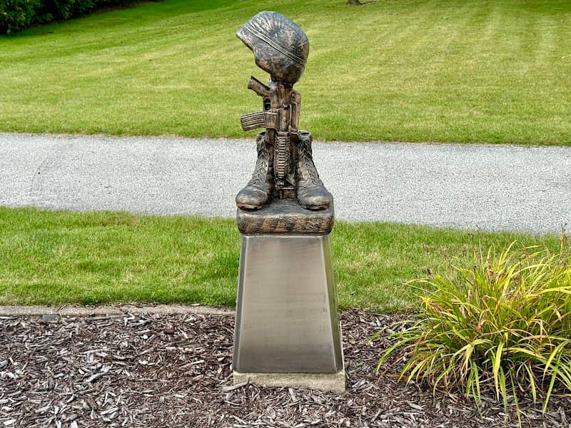 Veterans Memorial at the Kiwanis Park - Image 2