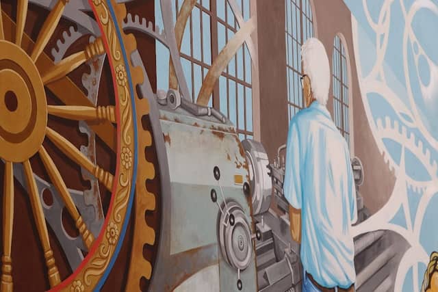 Murale “Gli ingranaggi del tempo” - Image 2