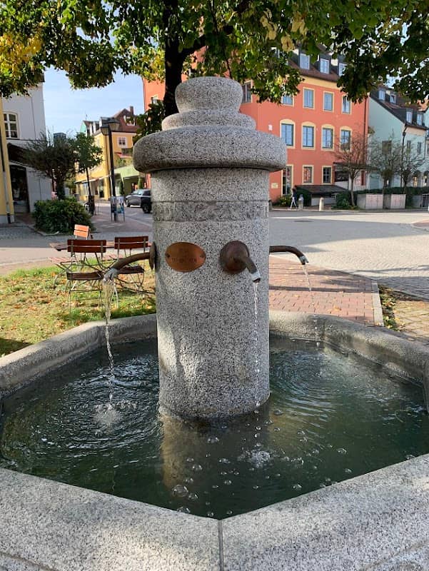 Zunftbrunnen - Image 1