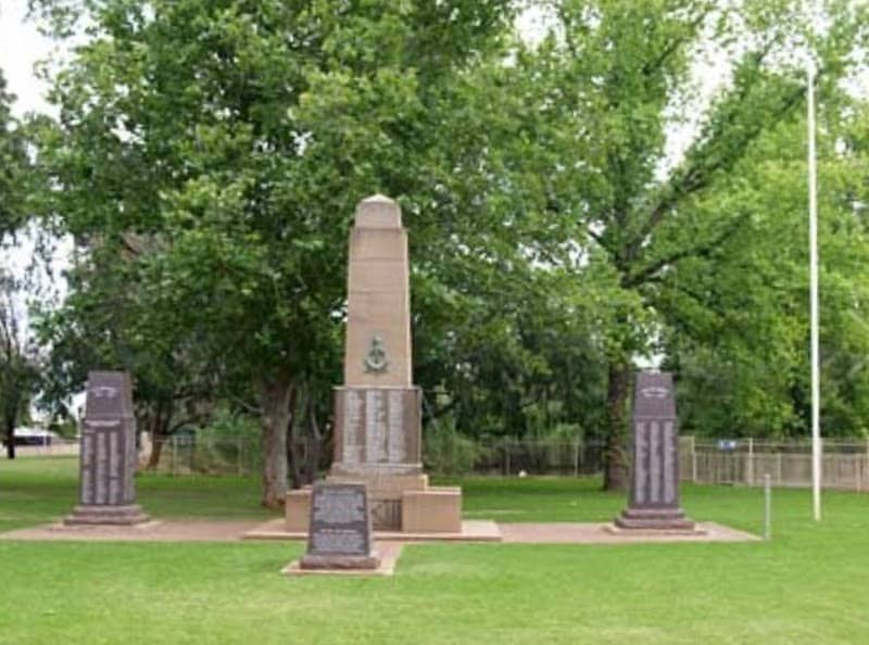 Temora and District War Memorial - Image 1