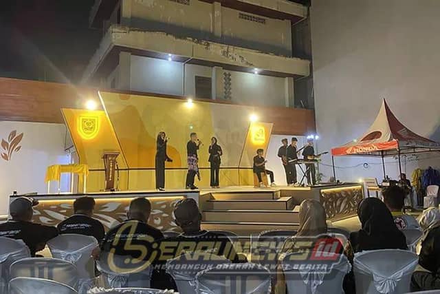 Panggung Barintak Kelurahan Bugis - Image 1