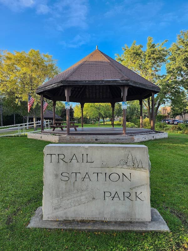 Trail Station Park - Image 2