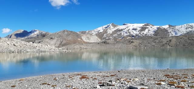 Lac De Tzanteleina - Image 1