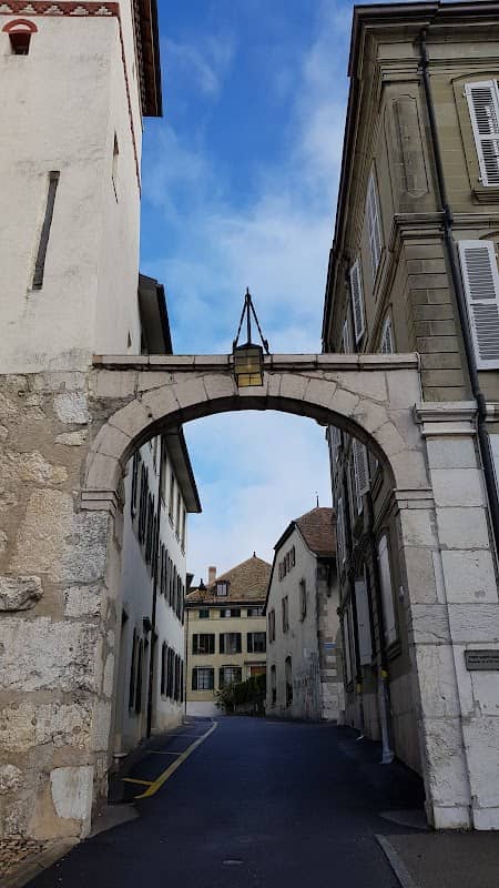 Porte Sainte Marie (remaniée au 18e siècle) - Image 3