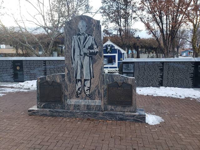 First Responder Monument - Image 2
