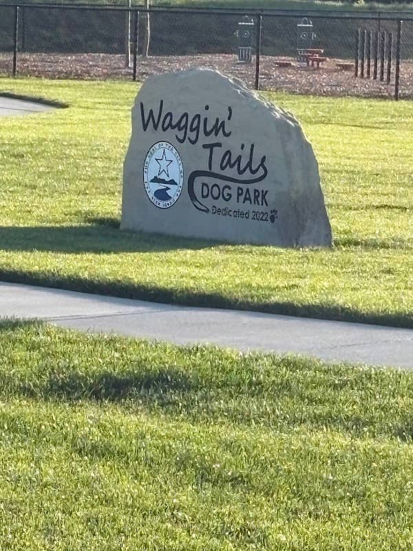 Waggin Tails - Image 1