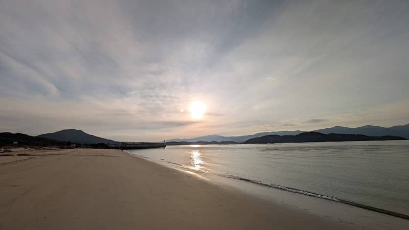 岐志漁港の浜 - Image 1
