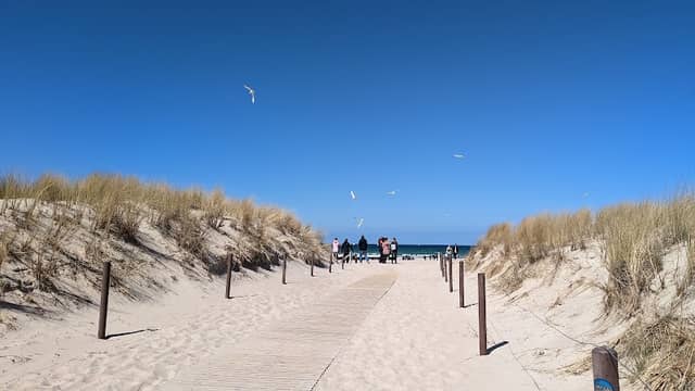 Ostseestrand Warnemünde - Image 2