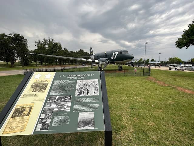 Midwest City Veterans Memorial - Image 1