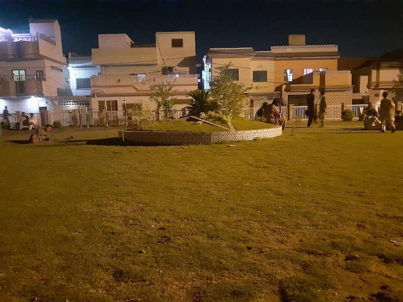 Naseem Nagar Phase 1 Park - Image 1
