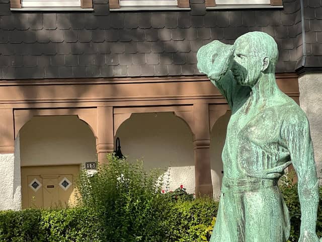 Stahlarbeiter-Skulptur - Image 2