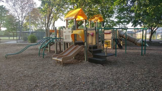 Jonquil Terrace Park - Image 1