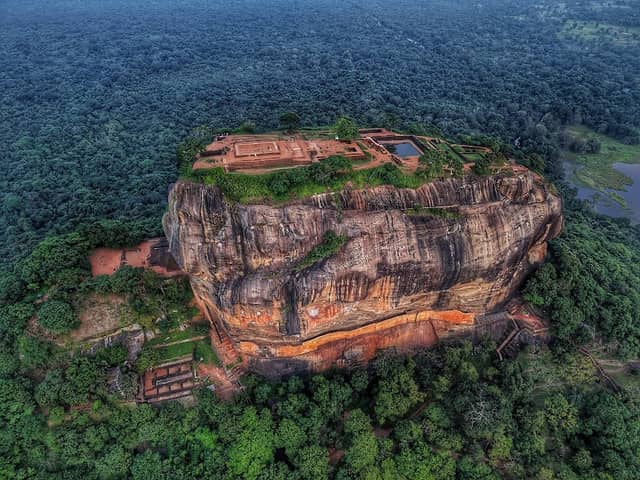 Sigiriya Lion Rock - Image 3
