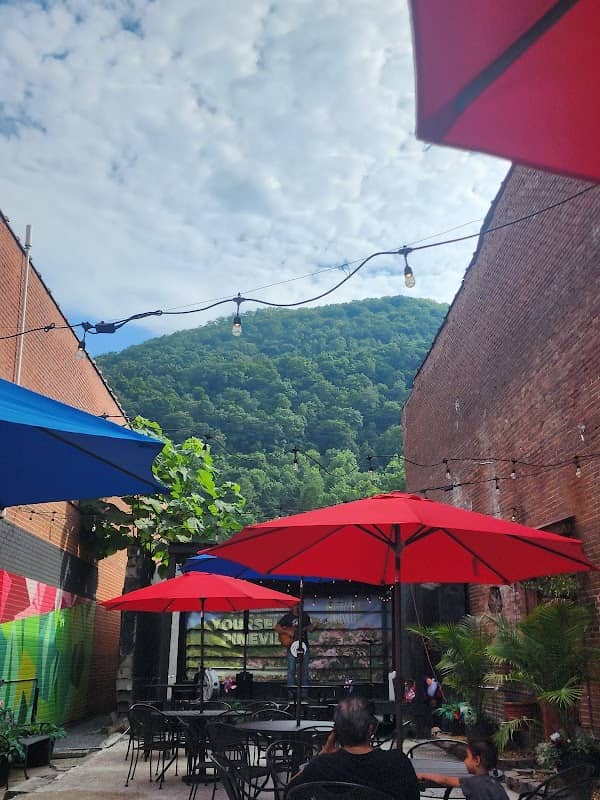 Main Street Park - Image 1