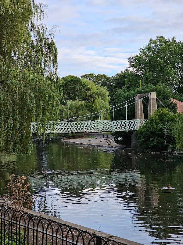 Wardown Park - Image 3