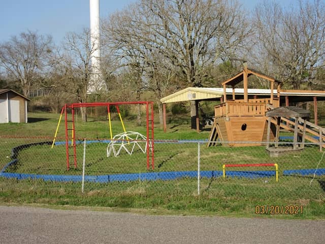 Jess Harper Memorial Park - Image 2