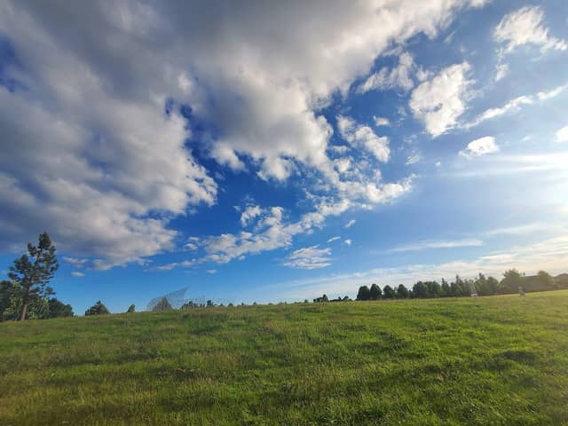 Hillcrest Park - Image 1