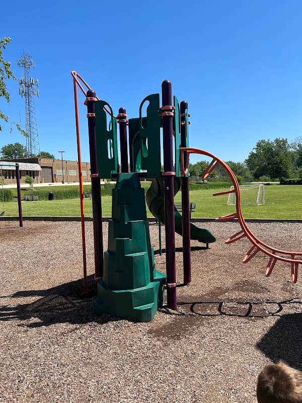 Slove Park - Image 1