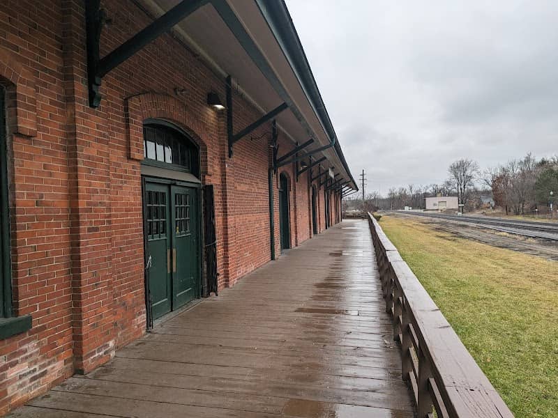 Old Ypsilanti railway station - Image 1