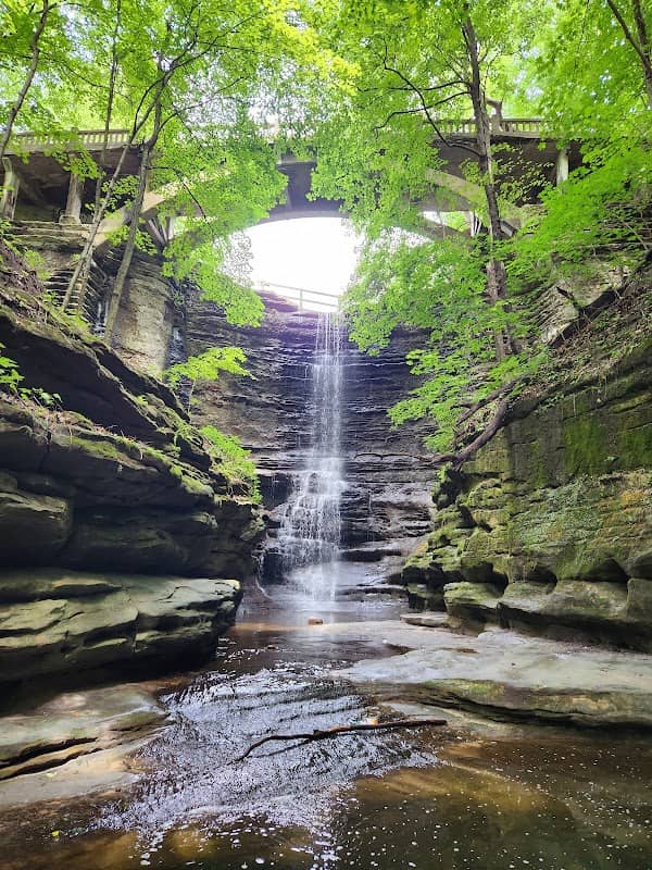 ️Matthiessen Lake Waterfall - Image 1