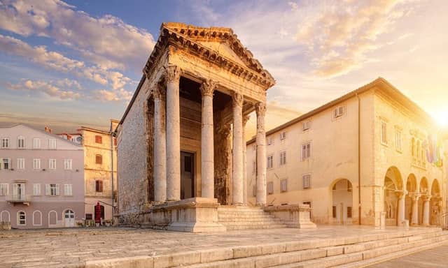 Temple of Augustus - Image 1