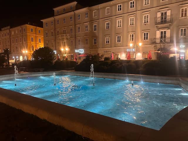 Fontana di piazza S.Antonio Nuovo - Image 1