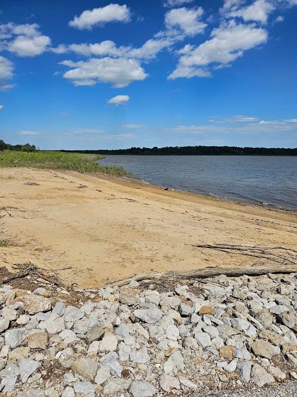 Sandy Beach Public Use Area - Image 1