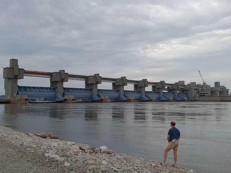 Melvin Price Lock And Dam - Image 2