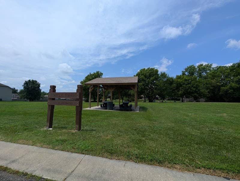 Maple Park - Image 1