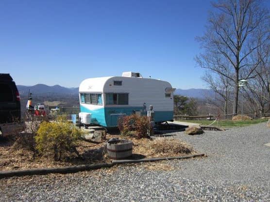Campfire Lodgings - Image 2