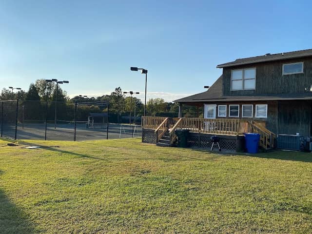 Lake Wilson Tennis Club - Image 1
