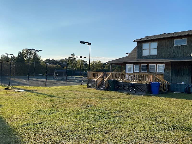 Lake Wilson Tennis Club - Image 1