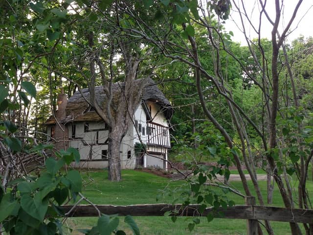 Applecore Cottage - Image 1