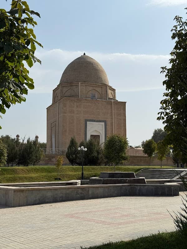 Cascade of fountains - Image 1