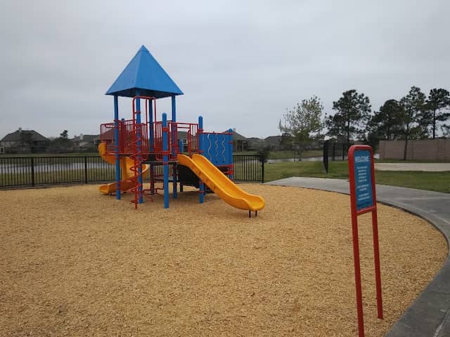 Diamond Bay Water Park - Image 2