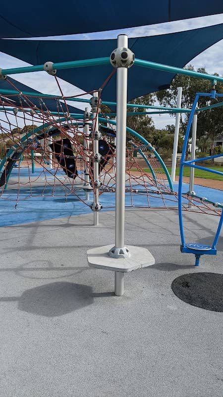 Archer Street Park - Image 1