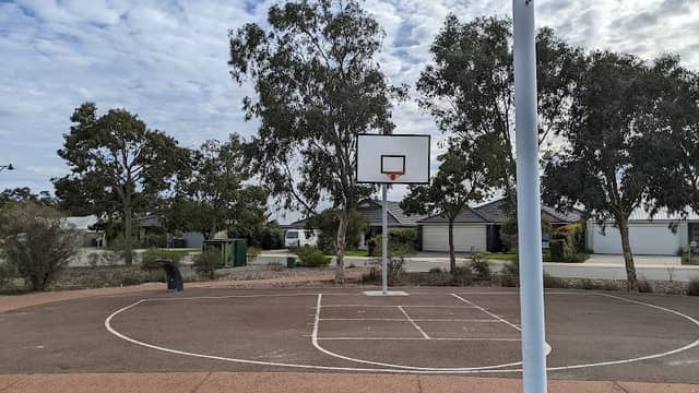 Archer Street Park - Image 2