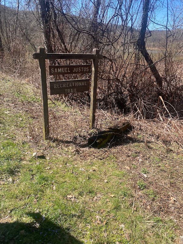 Samual Justus Trail Parking - Image 2